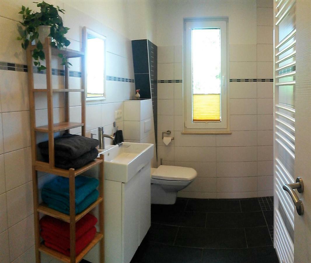 Ferienhaus Chrissy Loissin Экстерьер фото